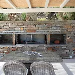 Villa The Royal Oak Otzias