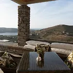 Villa The Royal Oak Otzias