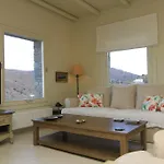 Villa The Royal Oak Otzias