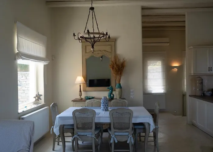 Villa The Royal Oak Otziás