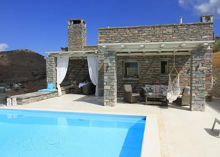 The Royal Oak Villa Otziás